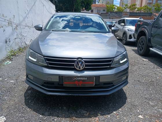 VOLKSWAGEN JETTA 2.0 TSI HIGHLINE 211CV GASOLINA 4P TIPTRONIC VOLKSWAGEN JETTA 2.0 TSI HIGHLINE 211CV GASOLINA 4P TIPTRONIC